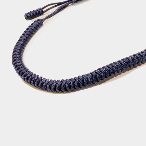 Blaues Knotenarmband