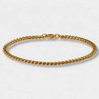 Goldfarbenes Herrenarmband mit strukturierter Gliederkette und sicherem Verschluss
