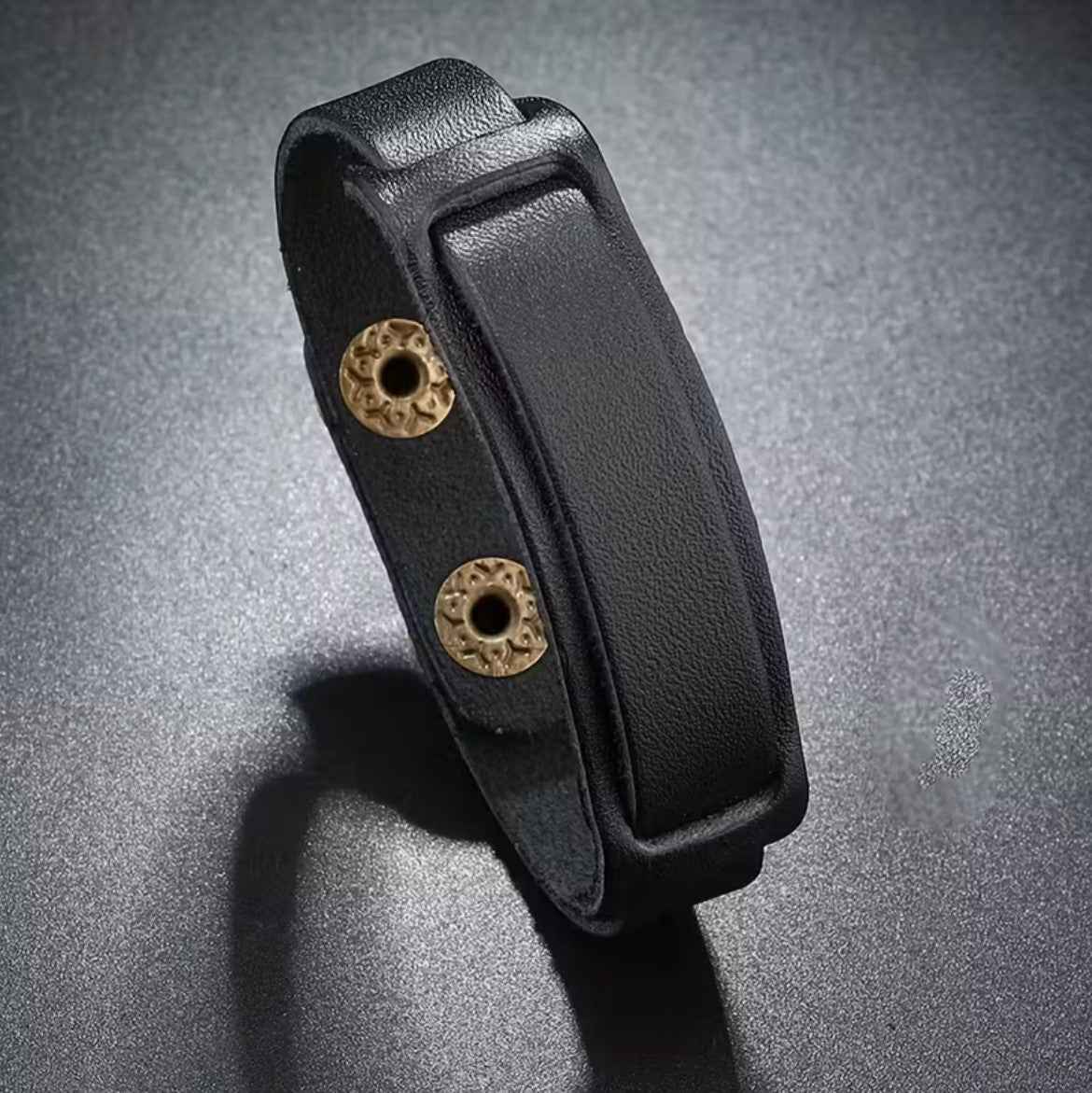 Schwarzes Retro Lederarmband