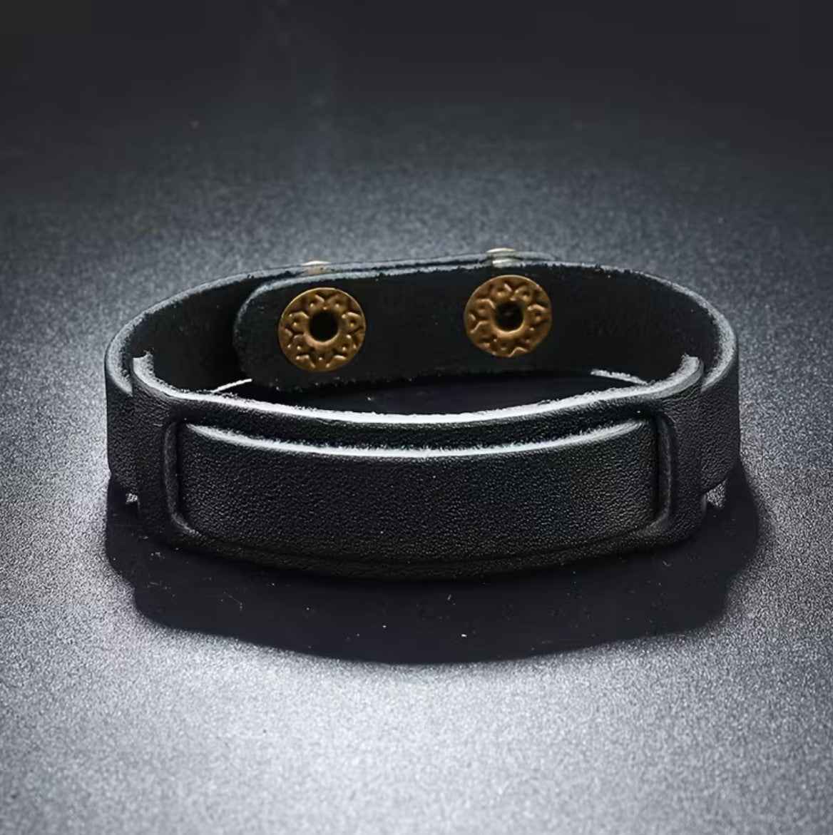 Schwarzes Retro Lederarmband