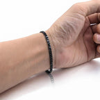 Schwarzes Kettenarmband aus Edelstahl für Männer, robustes Design am Handgelenk