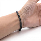 Schwarzes Kettenarmband aus Edelstahl für Männer, stilvolle Accessoires mit markantem Design