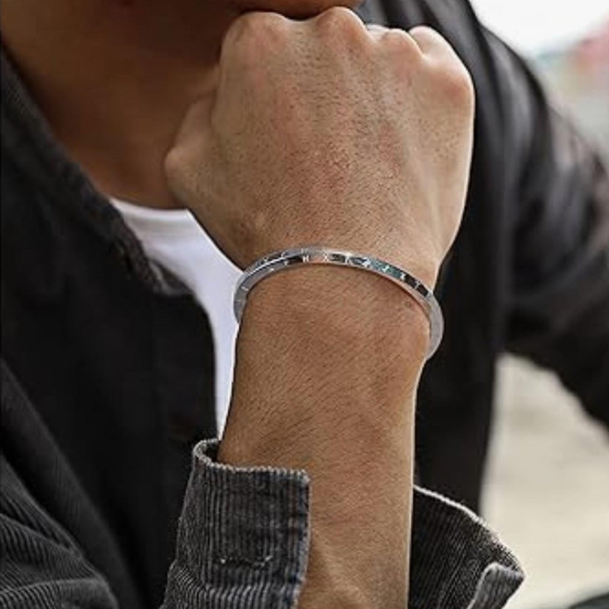 Vikinger Amreif mit Runen Silber