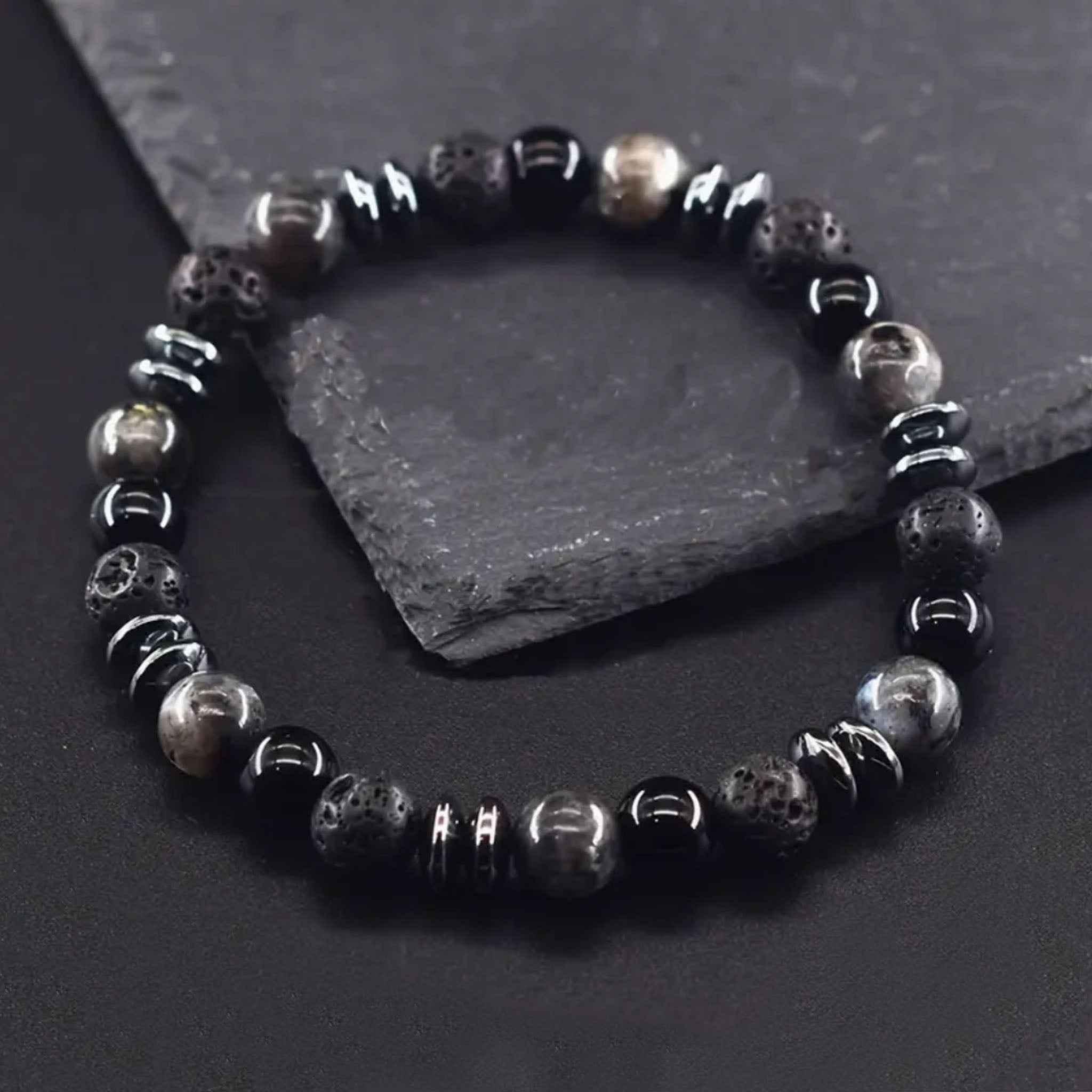 Lavastein Armband mit Onyx & Hämatit - ManTrend